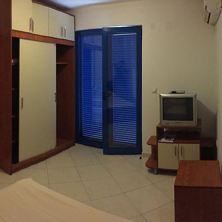 Apartmani Mainski Put 39 Budva Ngoại thất bức ảnh
